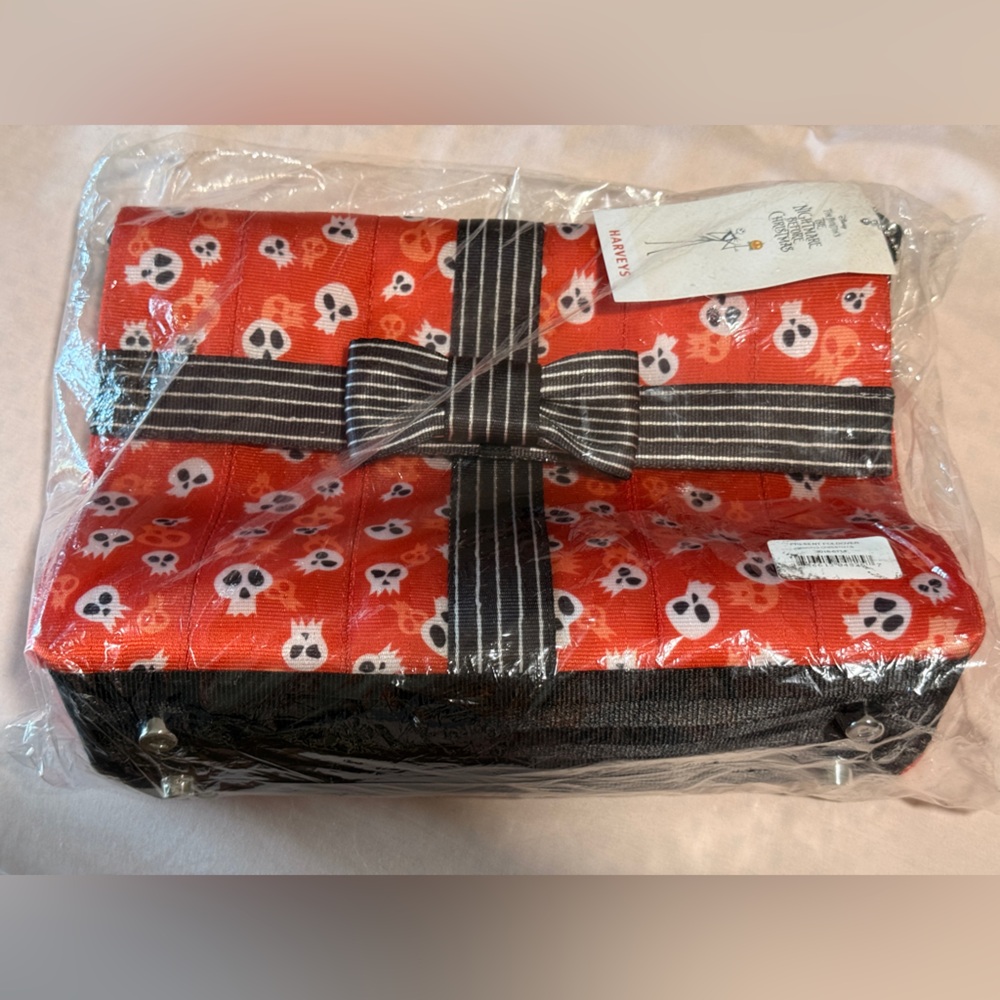 NWT Harveys Disney Nightmare Before Christmas Skulls Present bow crossbody